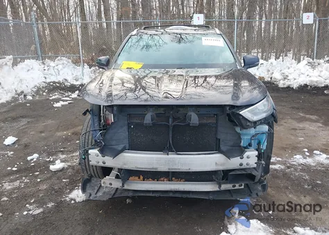 2020 Toyota Highlander Xle z USA, uszkodzony, nr VIN 5TDHZRBH2LS048620